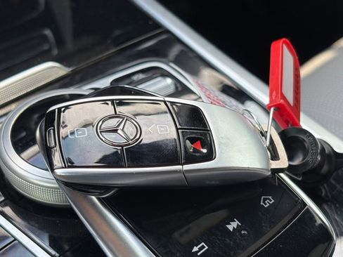 Used 2021 Mercedes-Benz G 550 image 43