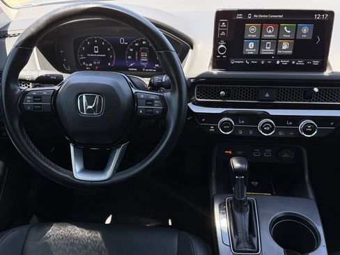 Used 2024 Honda Civic Touring image 11
