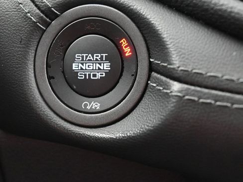 Used 2022 Dodge Durango GT image 28