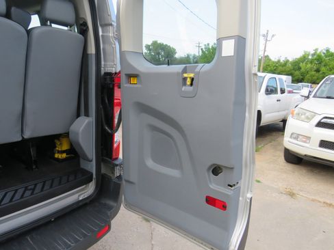 Used 2015 Ford Transit 350 XL image 30