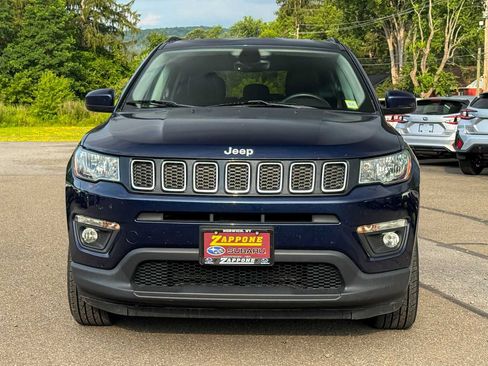 Used 2018 Jeep Compass Latitude w/ Popular Equipment Group AWD/4WD image 8
