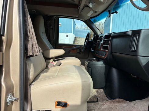 Used 2012 Chevrolet Express 2500 w/ Power Package image 51