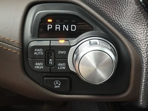 Used 2025 RAM 1500 Limited AWD/4WD image 24