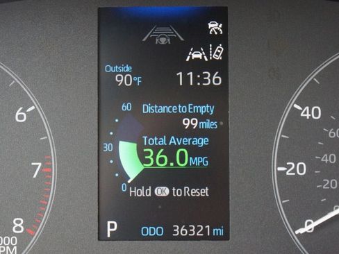 Used 2024 Toyota Corolla LE FWD image 4