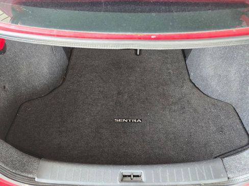 Used 2015 Nissan Sentra SR w/ SR Premium Package image 12