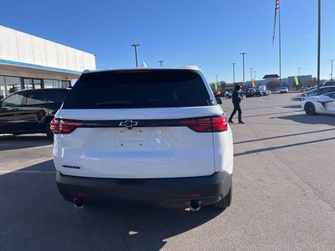 Used 2022 Chevrolet Traverse LS w/ LPO, Blackout Package image 7
