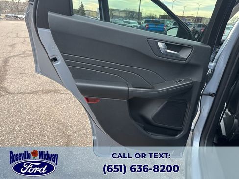 Used 2022 Ford Escape SEL image 30