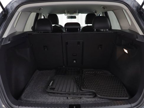 Used 2022 Volkswagen Taos SE image 17