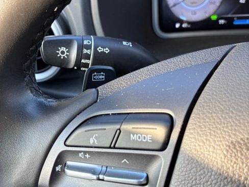 Used 2022 Hyundai Kona SEL w/ Convenience Package FWD image 29