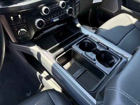 New 2025 Ford F250 Lariat w/ Lariat Ultimate Package image 13