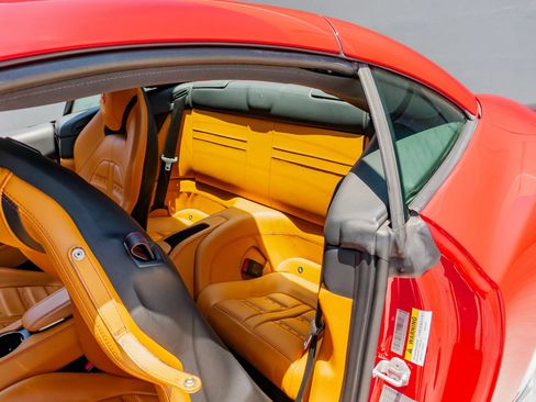 Used 2016 Ferrari California T RWD image 52