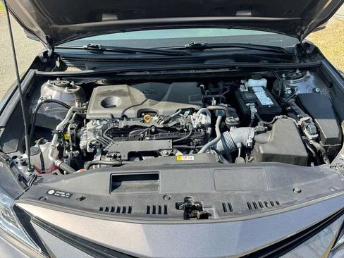 Used 2023 Toyota Camry LE FWD image 18