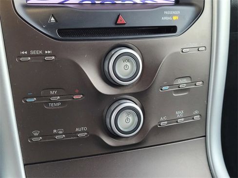 Used 2013 Ford Edge SEL image 11