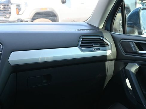 Used 2019 Volkswagen Tiguan S AWD/4WD image 8