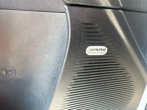 Used 2019 Dodge Challenger R/T Scat Pack w/ Scat Pack Stripe RWD image 26