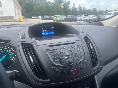 Used 2016 Ford Escape SE AWD/4WD image 8