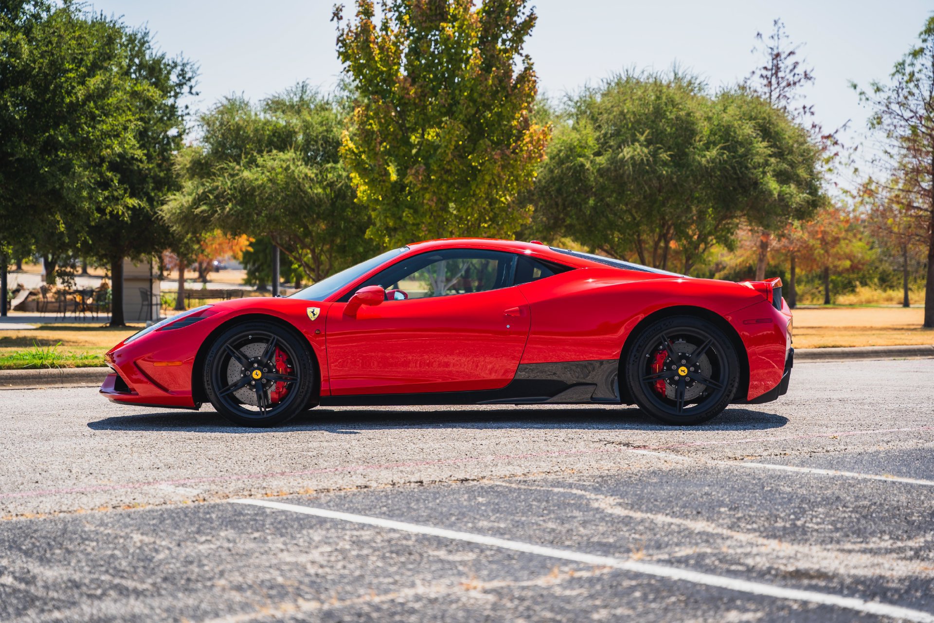 Used 2015 Ferrari 458 Speciale Coupe RWD image 6