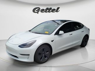 Used 2023 Tesla Model 3 Standard Range RWD video 1