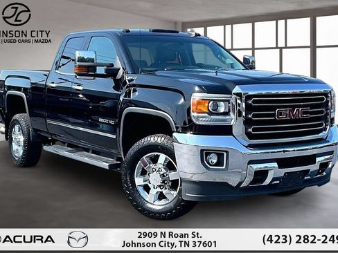 Used 2015 GMC Sierra 2500 SLT w/ Suspension Package, Off-Road RWD image 12