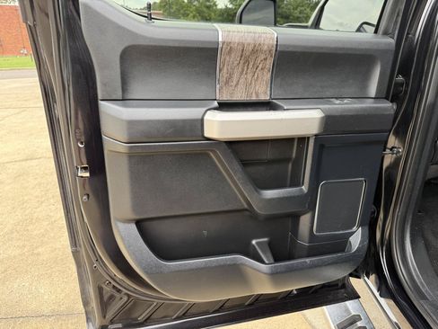Used 2017 Ford F250 Lariat w/ Chrome Package AWD/4WD image 24