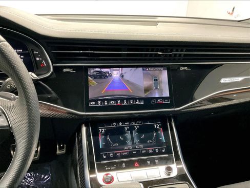 Used 2023 Audi SQ7 Premium Plus w/ Executive Package AWD/4WD image 22
