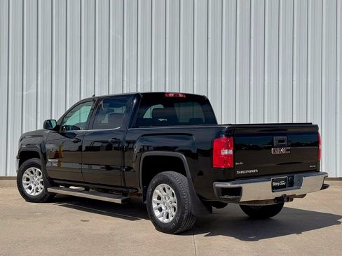 Used 2018 GMC Sierra 1500 SLE w/ Suspension Package, Off-Road AWD/4WD image 4