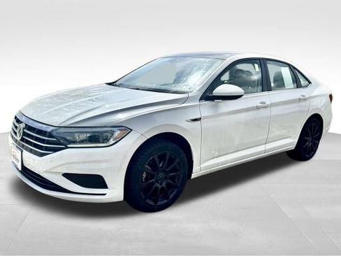 Used 2021 Volkswagen Jetta SEL image 3