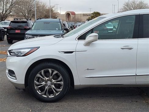 Used 2019 Buick Enclave Avenir w/ Avenir Technology Package image 8