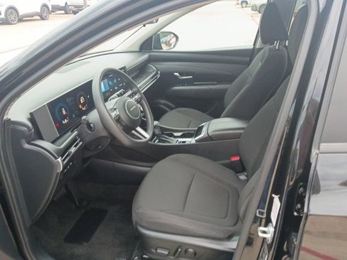 Used 2025 Hyundai Tucson SEL FWD image 4