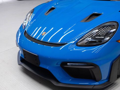 Certified 2025 Porsche 718 Boxster Spyder RS RWD image 32