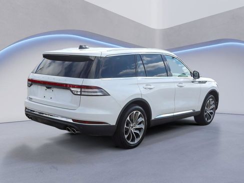 New 2026 Lincoln Aviator Reserve image 6