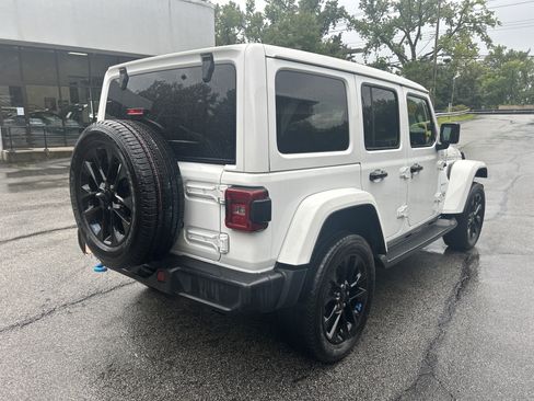 Certified 2023 Jeep Wrangler Unlimited Sahara w/ Cold Weather Group AWD/4WD image 7