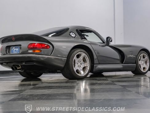 Used 2002 Dodge Viper GTS image 25