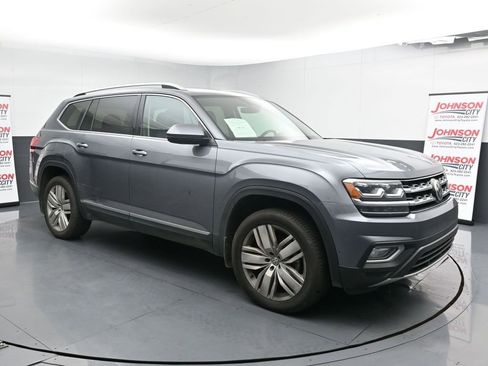 Used 2019 Volkswagen Atlas SEL Premium image 2