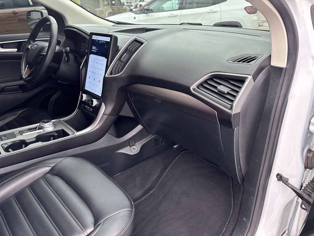 Used 2024 Ford Edge SEL AWD/4WD image 26