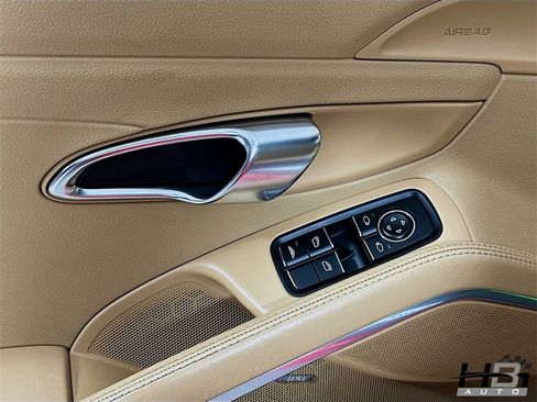 Used 2012 Porsche 911 Carrera S image 14