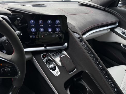 Used 2023 Chevrolet Corvette Z06 image 17