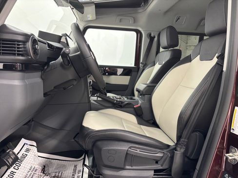 Used 2025 INEOS Grenadier AWD/4WD image 23