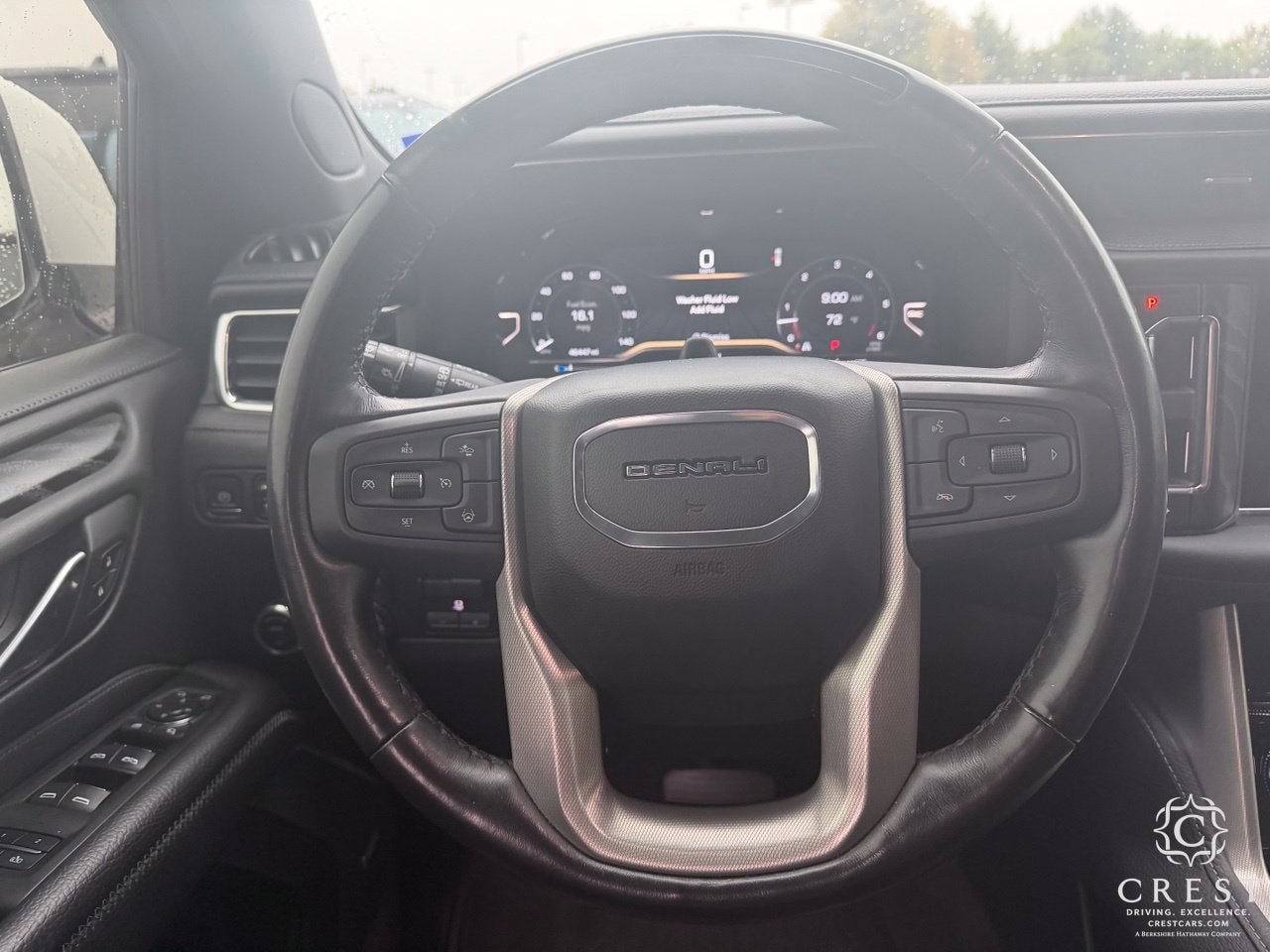 Used 2023 GMC Yukon Denali w/ Denali Reserve Package RWD image 16