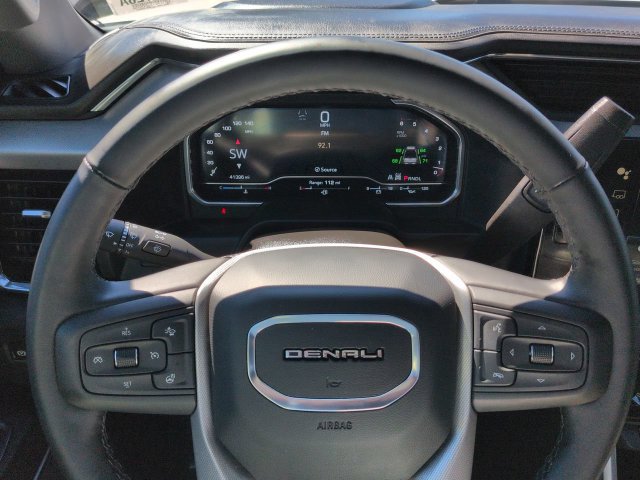 Used 2025 GMC Sierra 2500 Denali w/ Denali Reserve Package AWD/4WD image 35