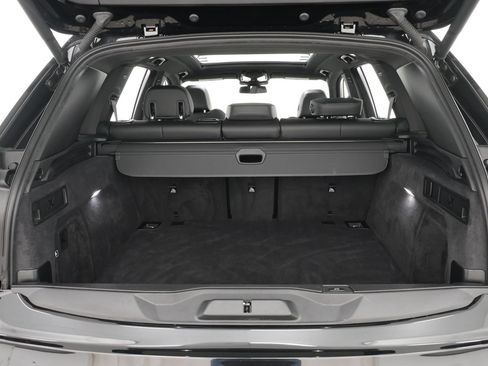 Used 2024 BMW X5 xDrive40i w/ Parking Assistance Package AWD/4WD image 37