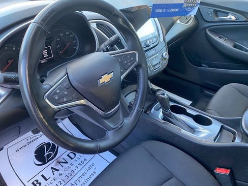 Used 2020 Chevrolet Malibu RS image 9