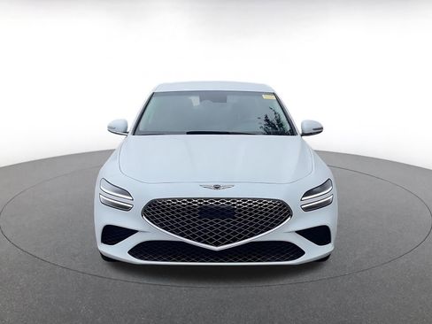 Used 2025 Genesis G70 2.5T image 3