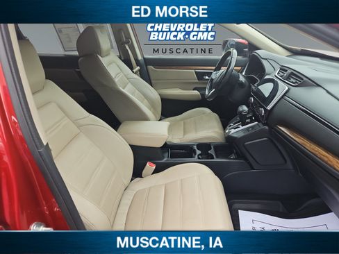 Used 2017 Honda CR-V Touring image 16