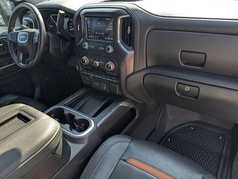 Used 2022 GMC Sierra 2500 AT4 w/ AT4 Premium Plus Package AWD/4WD image 34