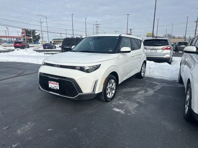 Certified 2024 Kia Soul LX w/ Option Group 015