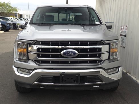 Used 2021 Ford F150 Lariat image 2