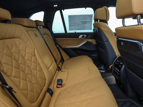 New 2026 BMW X5 xDrive40i w/ M Sport Package image 26