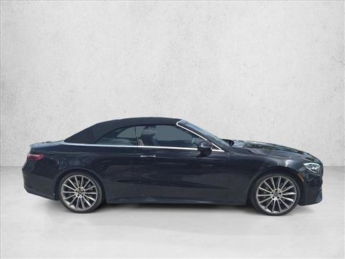Used 2023 Mercedes-Benz E 450 Cabriolet image 4
