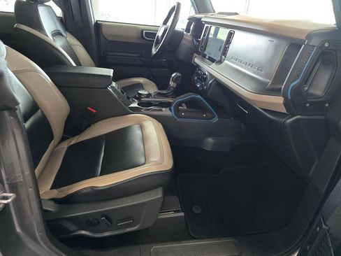 Used 2024 Ford Bronco Wildtrak AWD/4WD image 43
